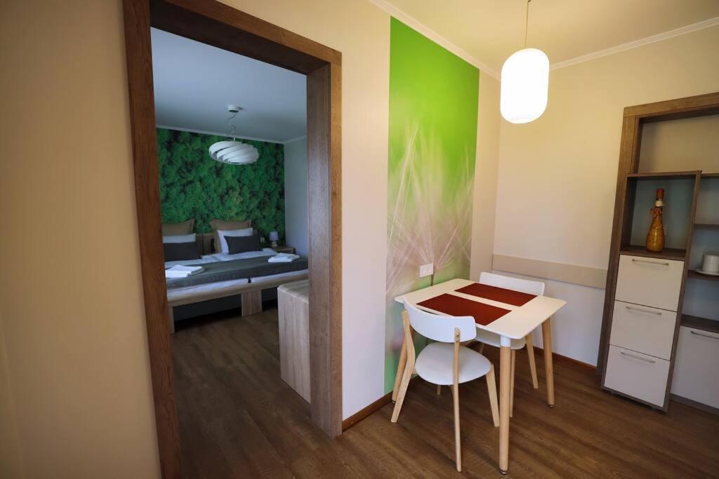 Greenland Apartments Cēsis Eksteriør billede